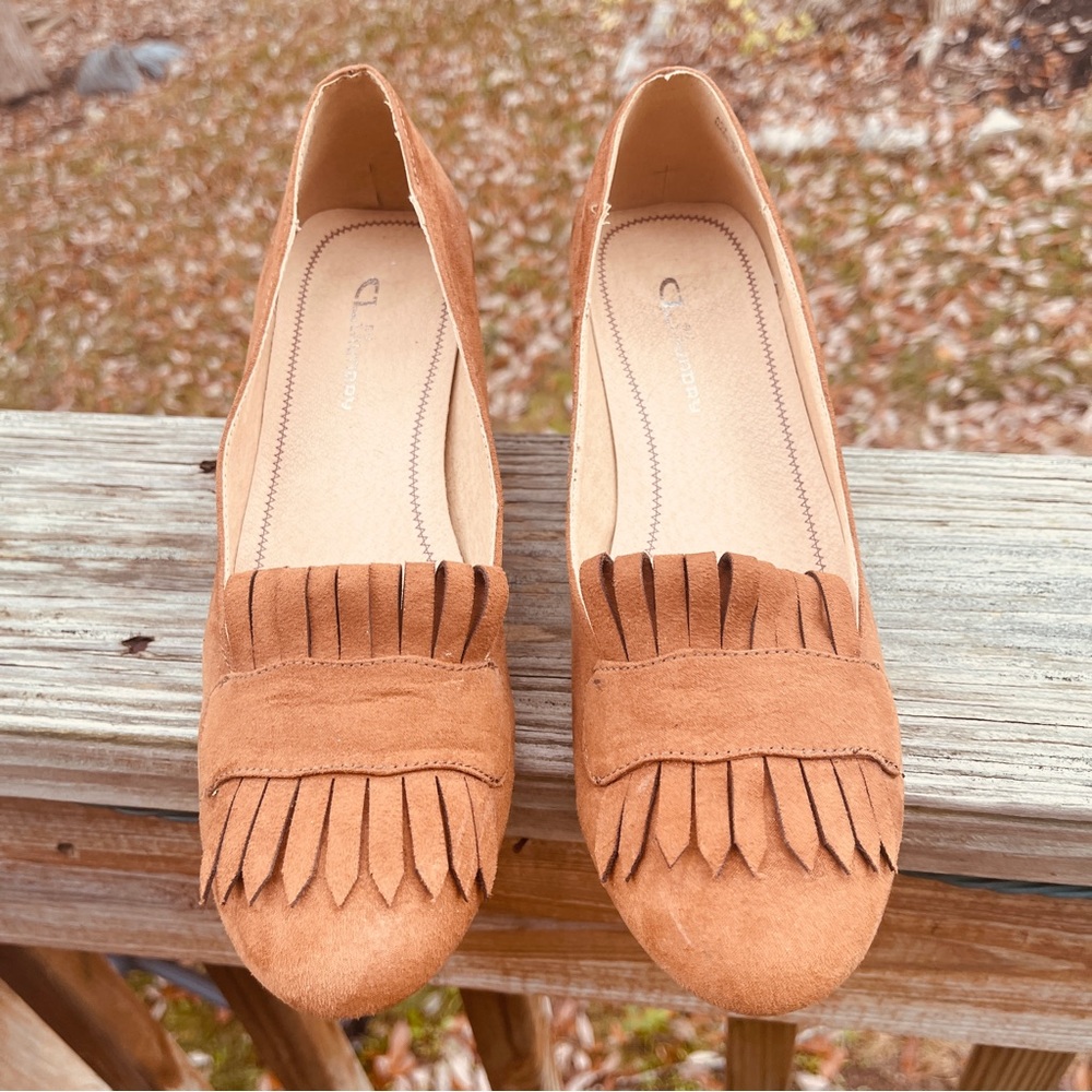 Suede Shoes CL by laundry Annette
Microsuede heels penny loafers US size 8